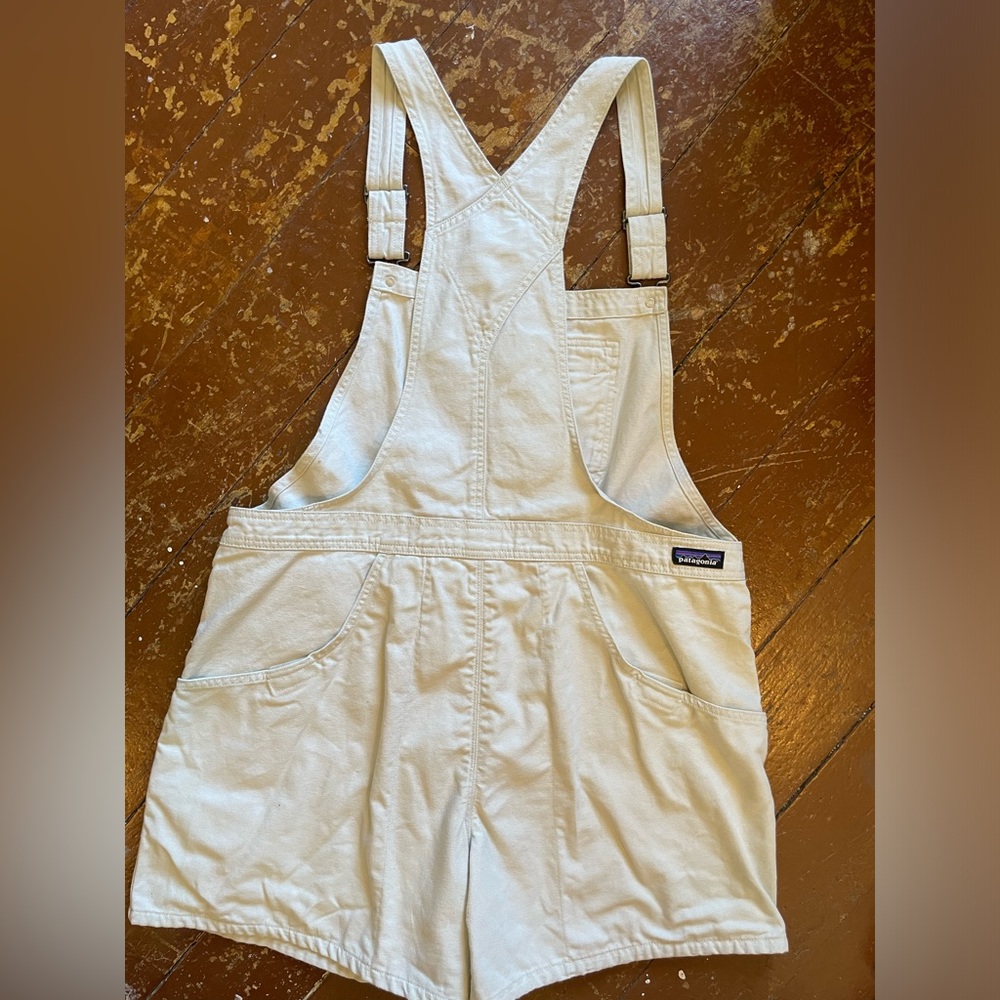Patagonia Women’s Stand Up Overall Shorts - Picture 2 of 12